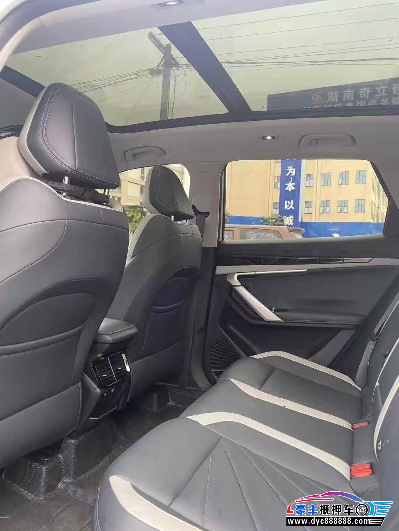 24年吉利博越轿车抵押车出售