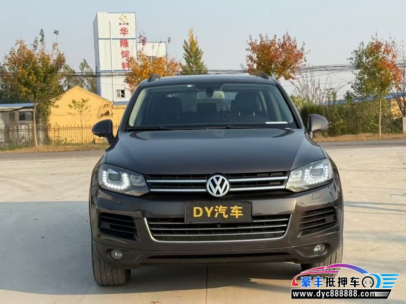 13年大众途锐轿车抵押车出售