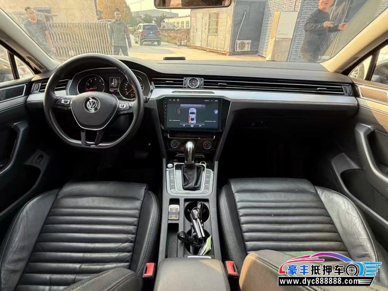 18年大众迈腾轿车抵押车出售