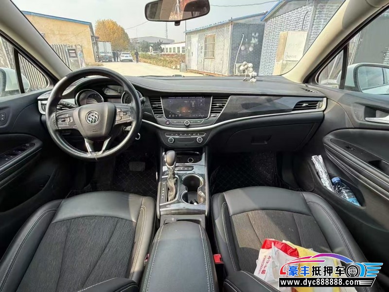 22年别克威朗轿车抵押车出售