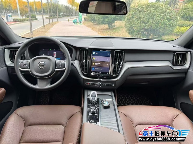 25年沃尔沃XC60轿车抵押车出售