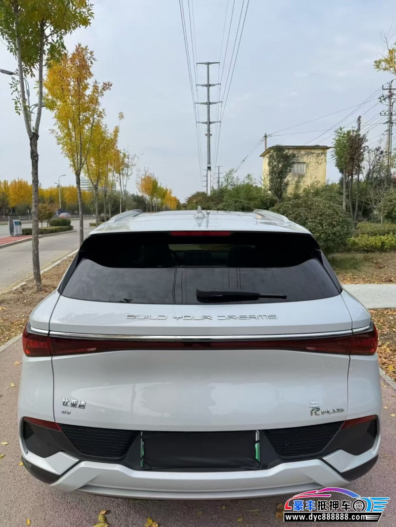 24年比亚迪元轿车抵押车出售