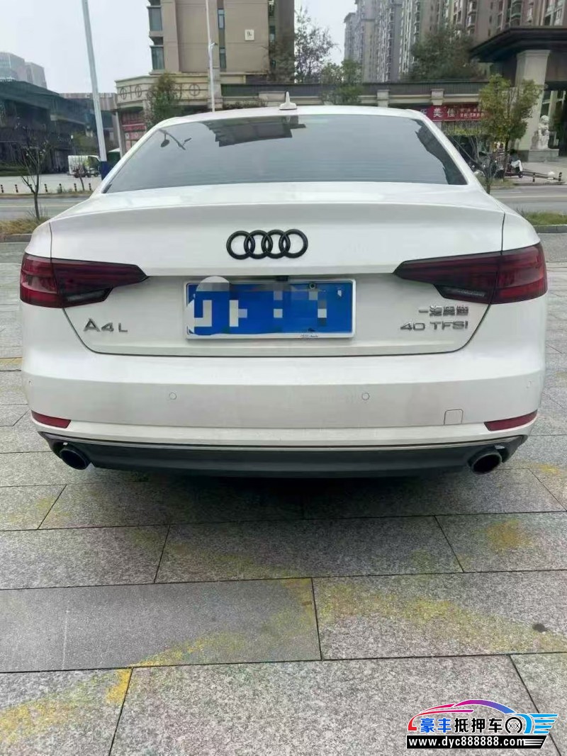 18年奥迪A4L轿车抵押车出售
