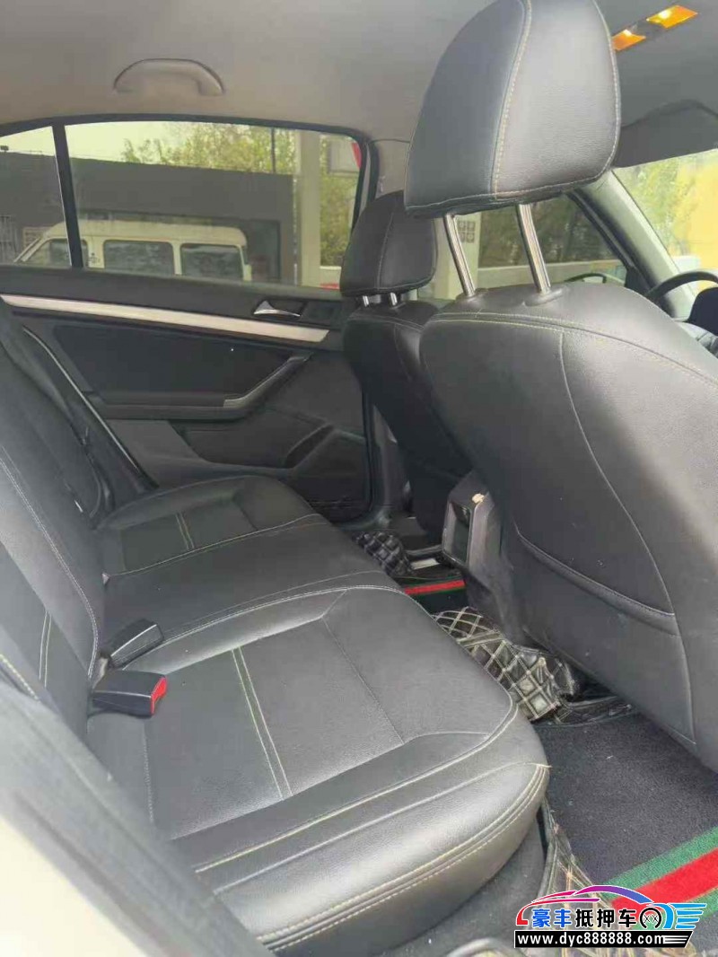 18年大众朗逸轿车抵押车出售