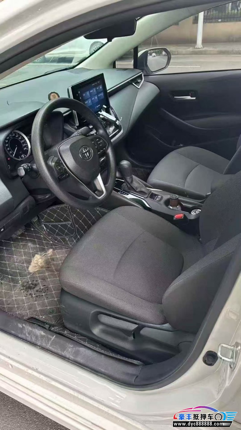 22年丰田卡罗拉轿车抵押车出售