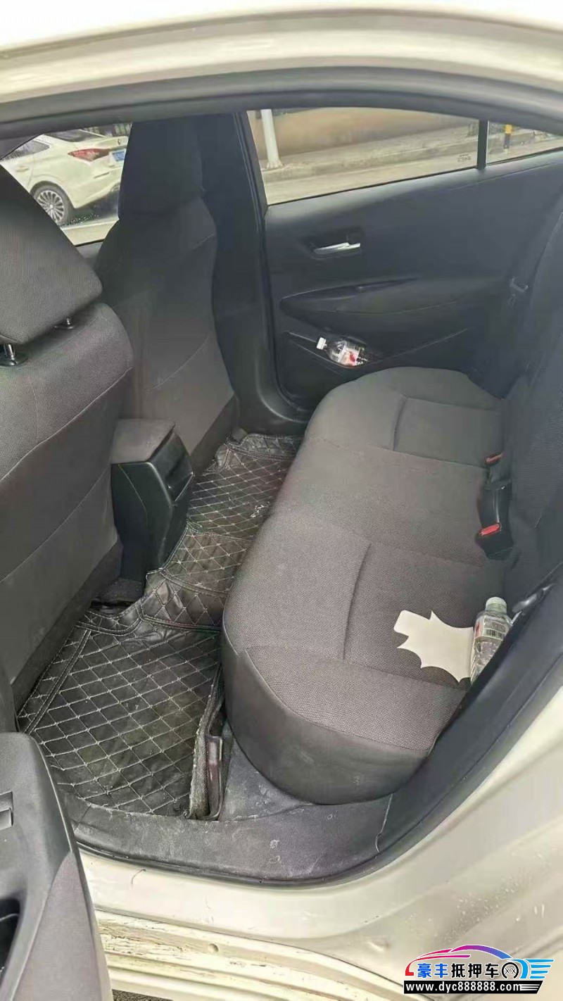 22年丰田卡罗拉轿车抵押车出售