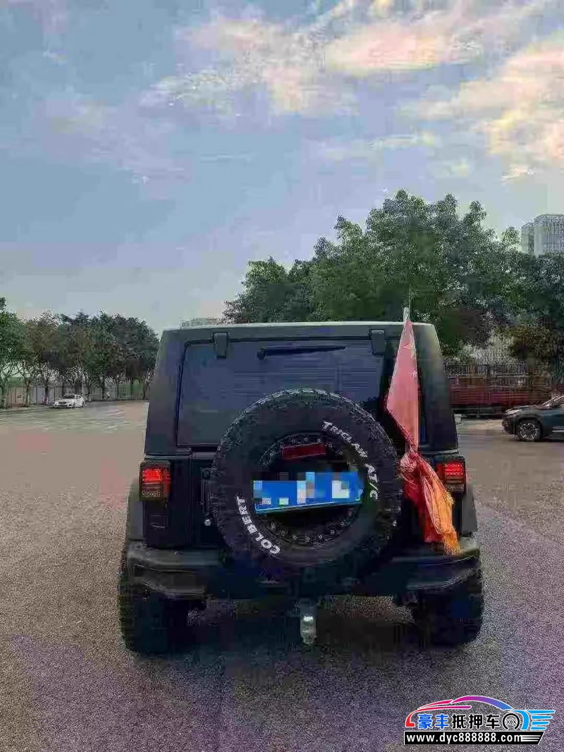 18年Jeep牧马人轿车抵押车出售