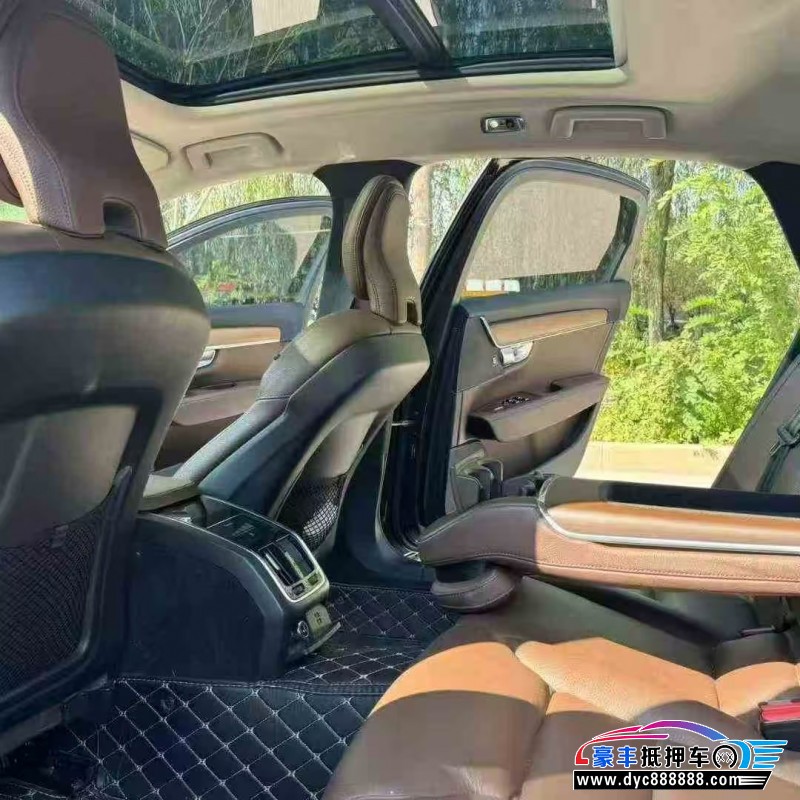 19年沃尔沃S90轿车抵押车出售