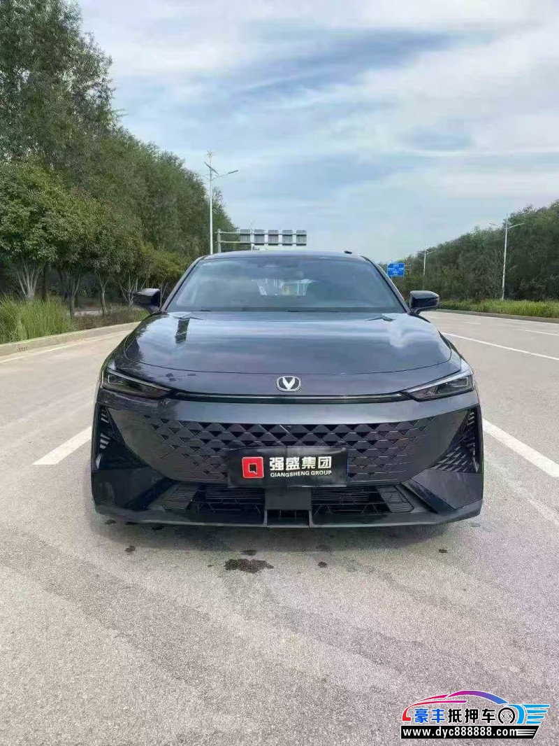 24年长安长安UNI轿车抵押车出售