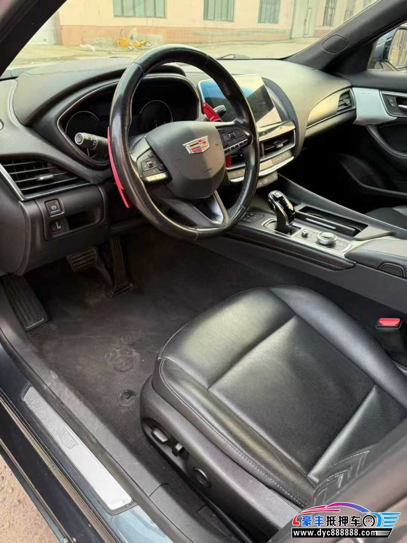 21年凯迪拉克CT5轿车抵押车出售