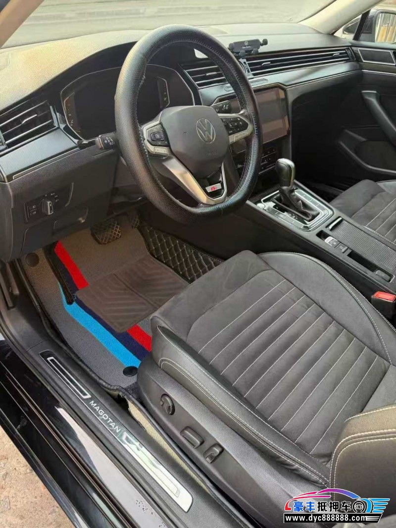 21年大众迈腾轿车抵押车出售