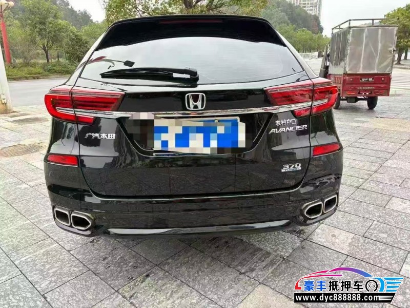 22年本田冠道轿车抵押车出售