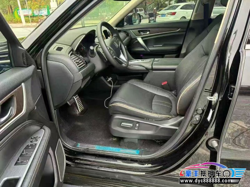 22年本田冠道轿车抵押车出售