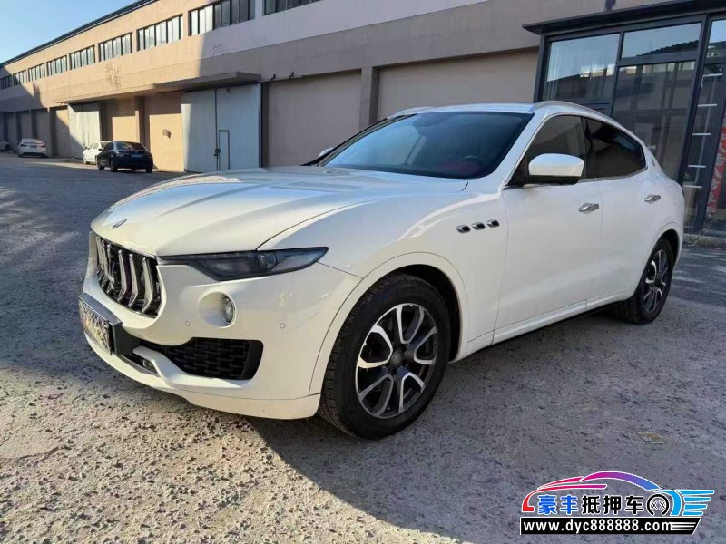 18年玛莎拉蒂莱万特轿车抵押车出售