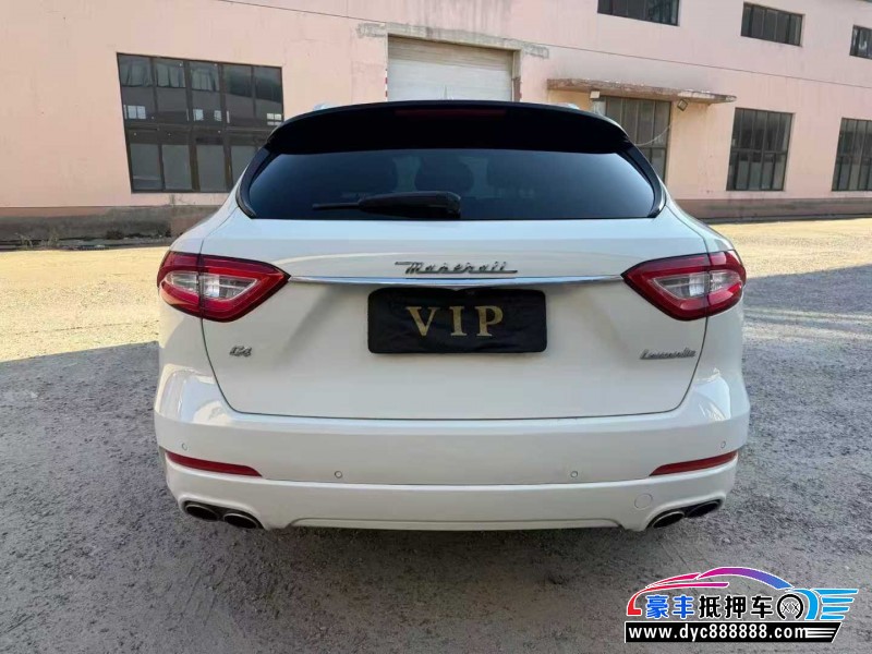 18年玛莎拉蒂莱万特轿车抵押车出售