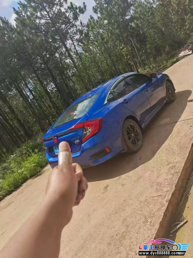 22年本田思域轿车抵押车出售