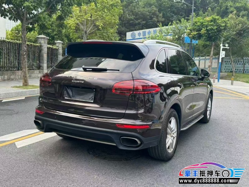 17年保时捷卡宴轿车抵押车出售