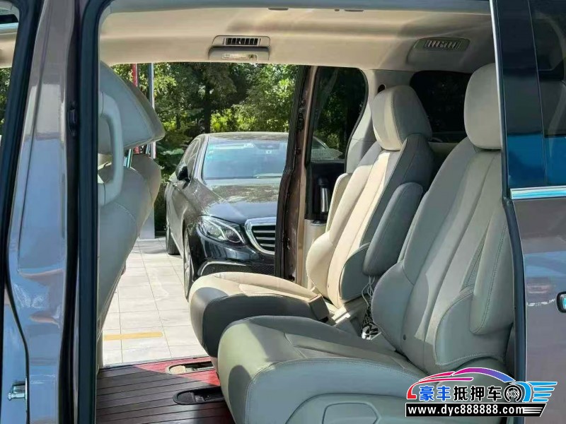 19年别克GL8轿车抵押车出售