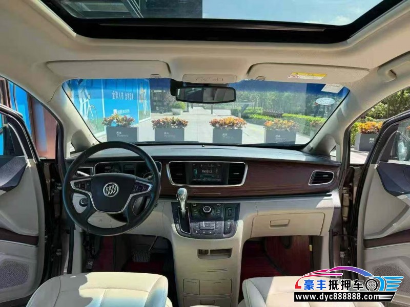 19年别克GL8轿车抵押车出售