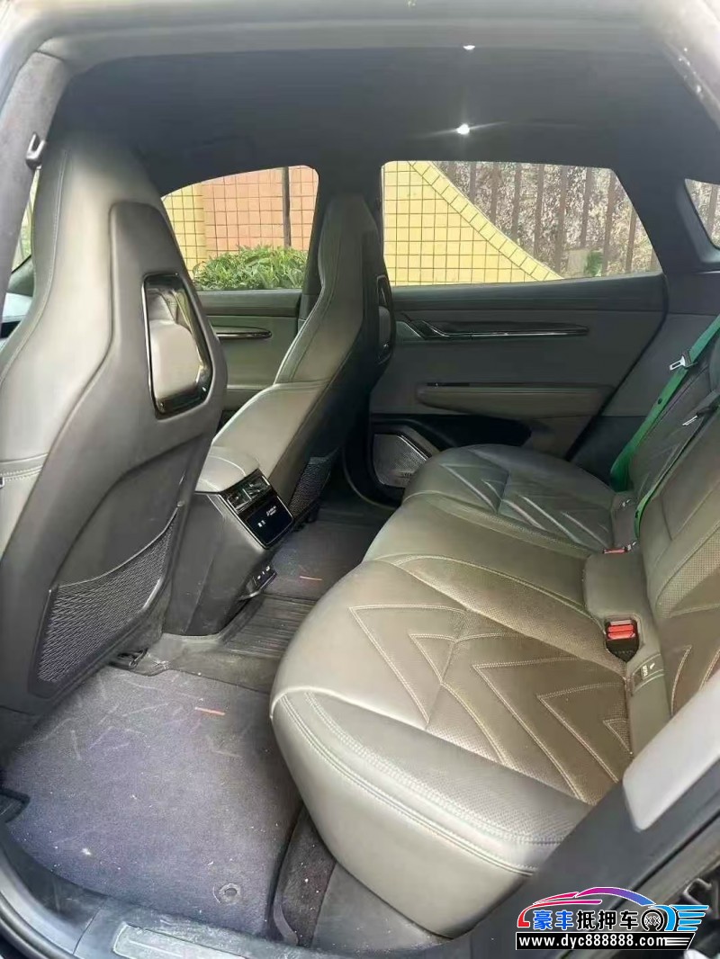 23年极氪001轿车抵押车出售