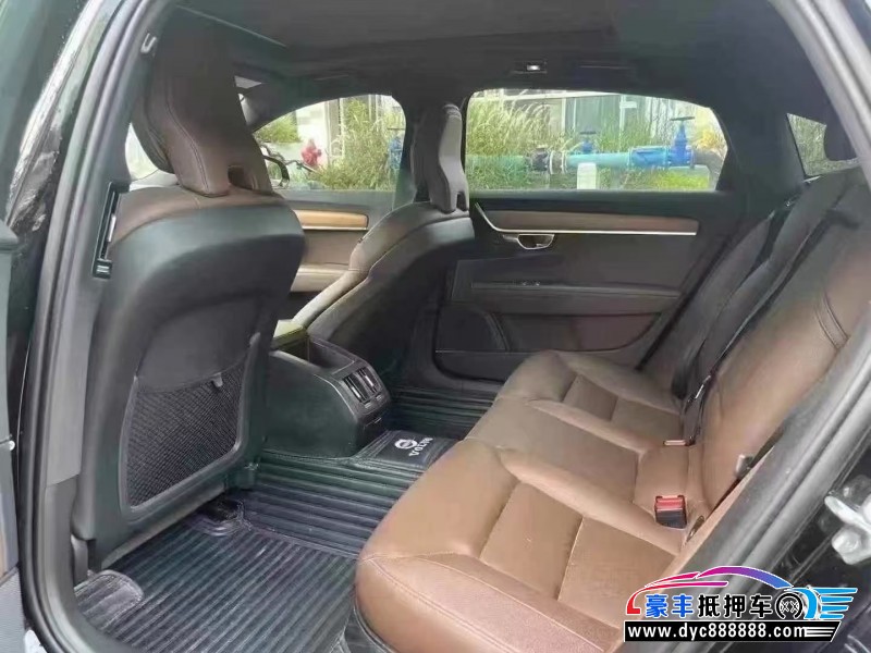 22年沃尔沃S90轿车抵押车出售