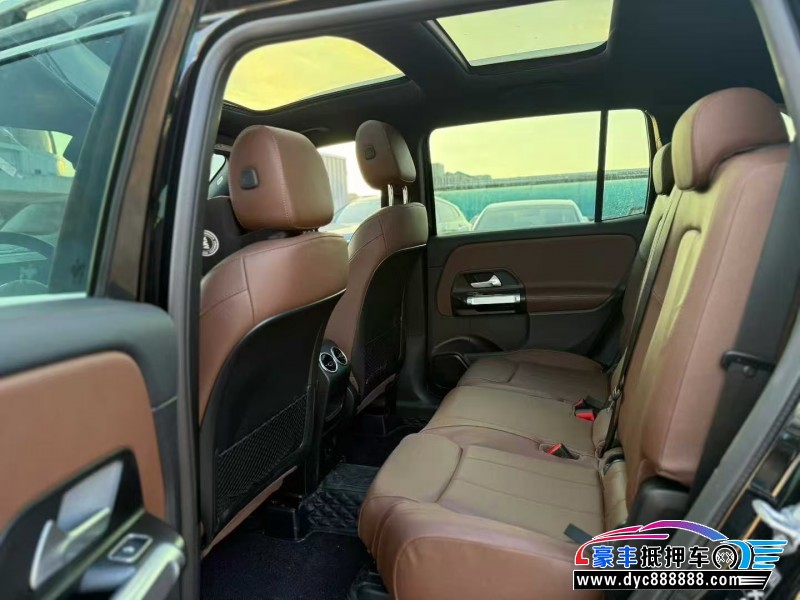 23年奔驰GLB轿车抵押车出售