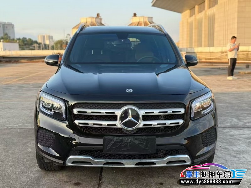 23年奔驰GLB轿车抵押车出售