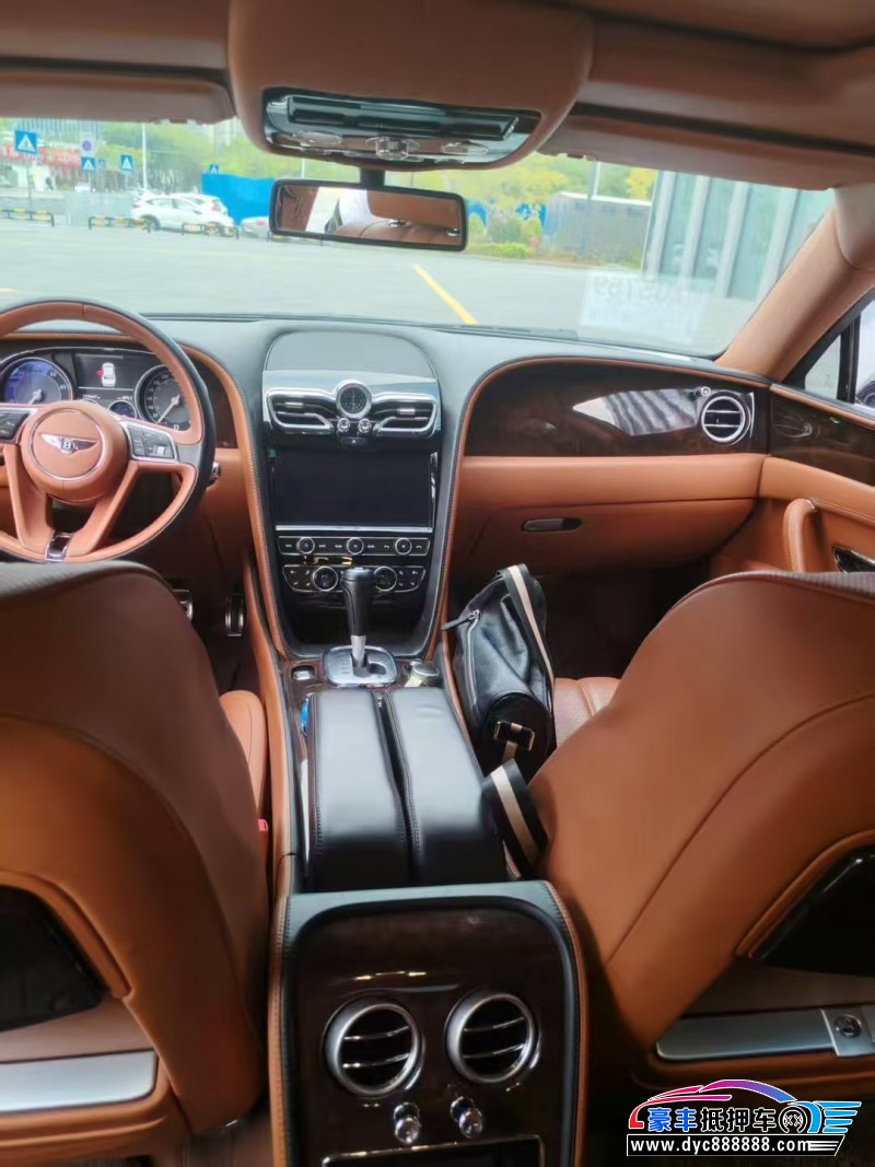 14年宾利飞驰轿车抵押车出售