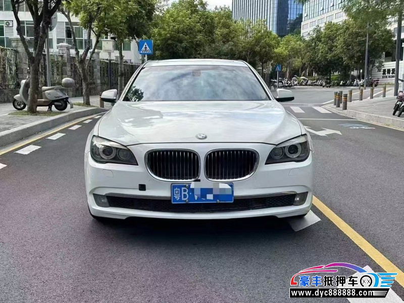 12年宝马7系轿车抵押车出售