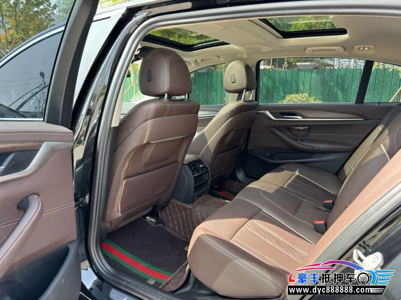 20年宝马5系轿车抵押车出售