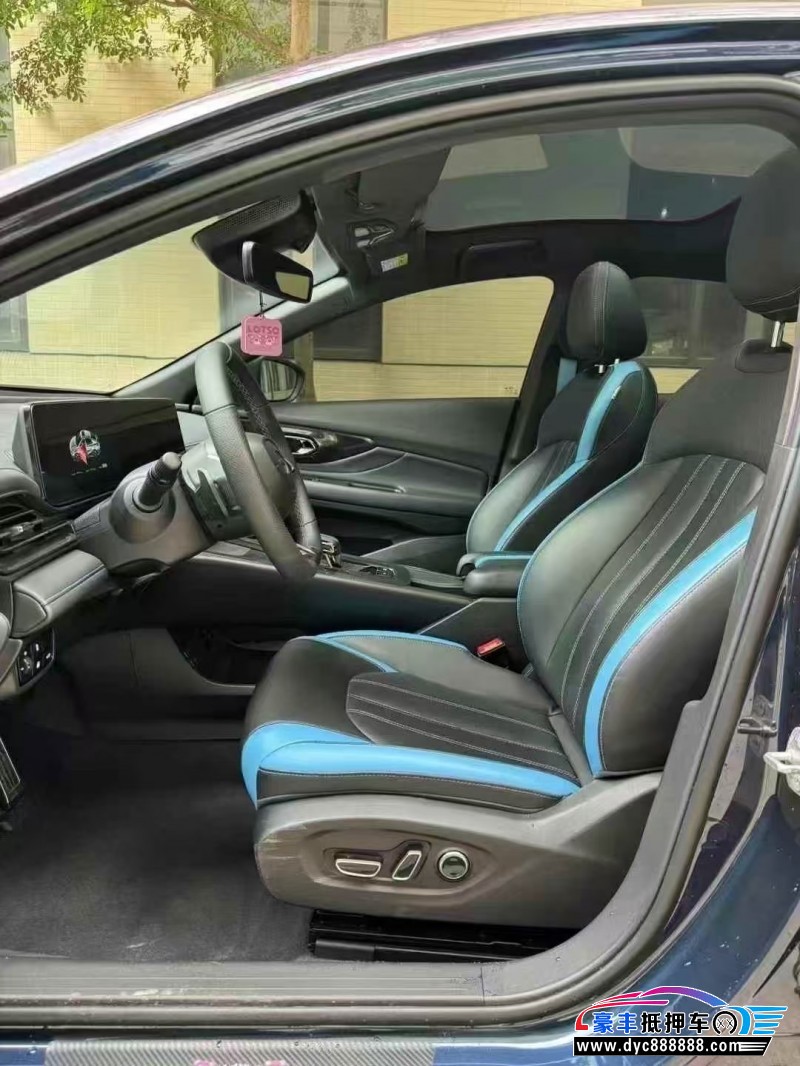 23年传祺影豹轿车抵押车出售