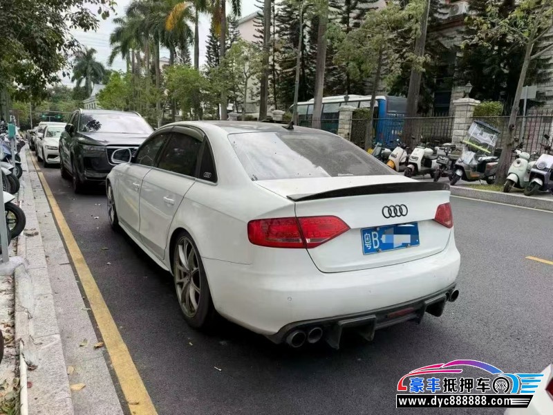 11年奥迪A4L轿车抵押车出售