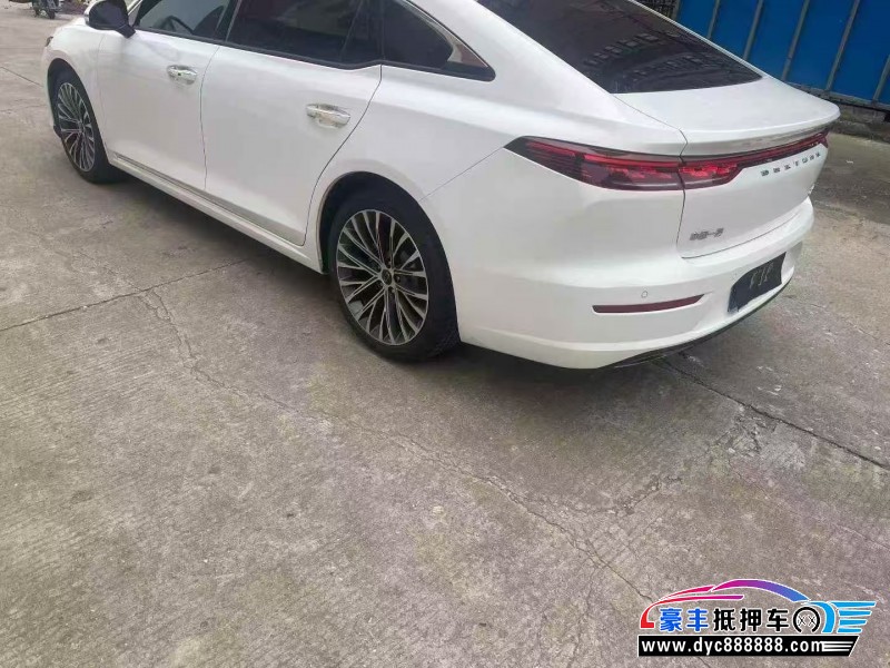 24年奔腾B70轿车抵押车出售