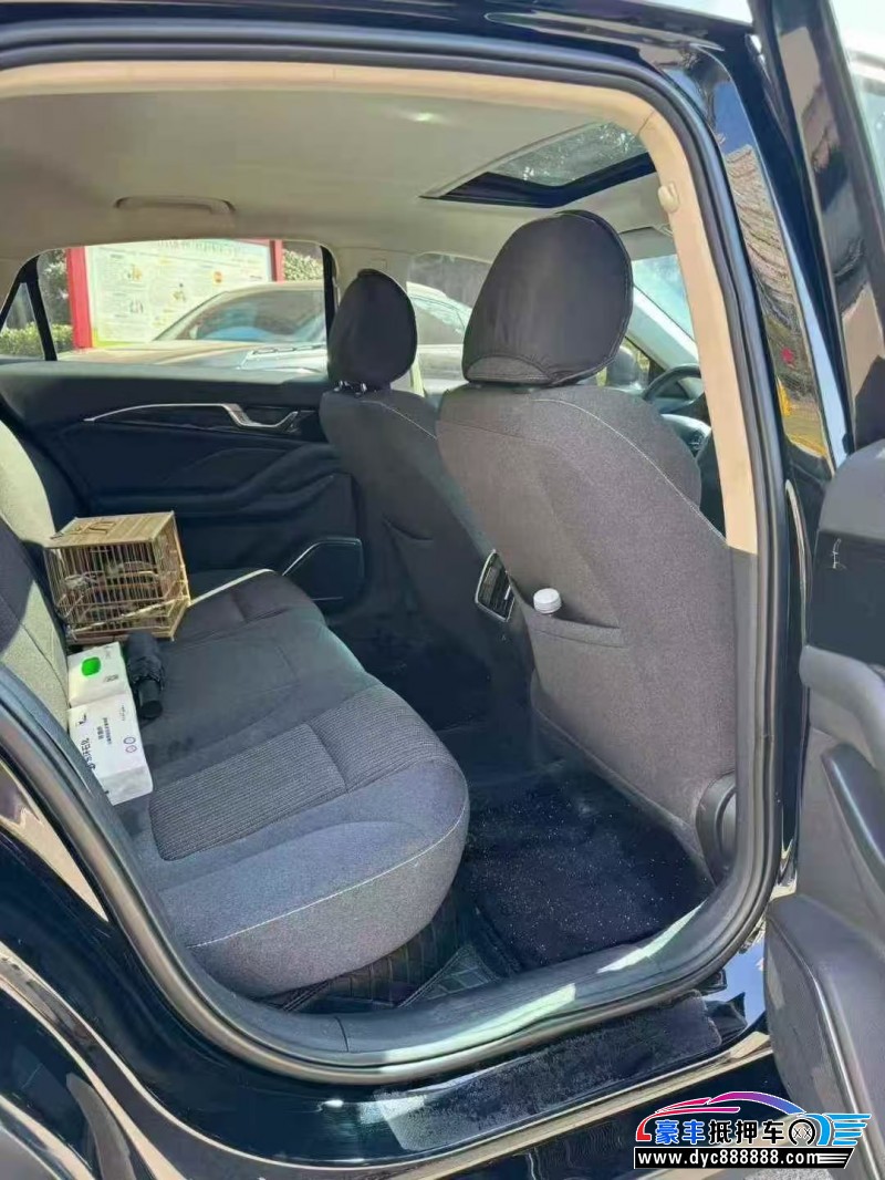 23年奔腾B70轿车抵押车出售