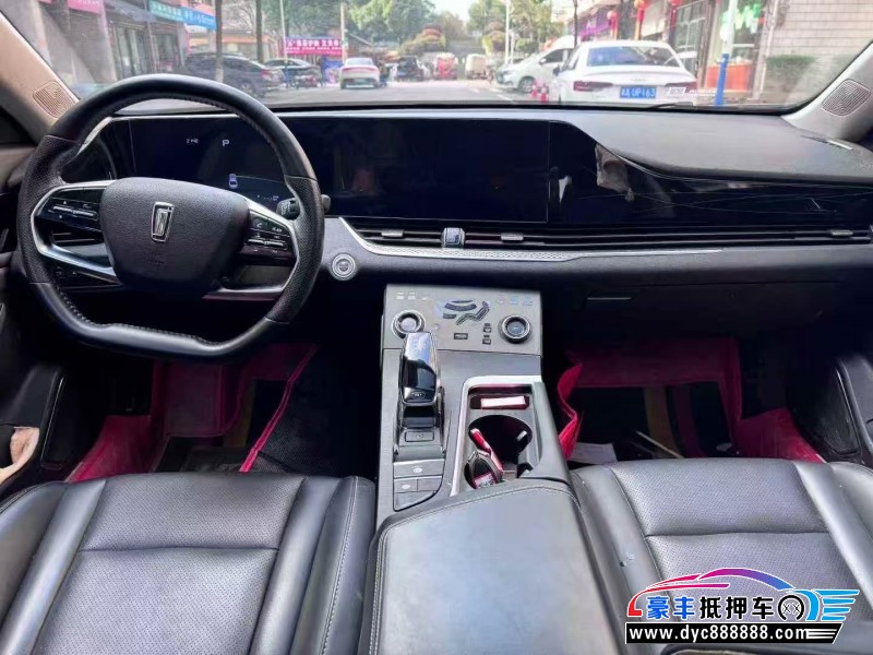 23年奔腾B70轿车抵押车出售