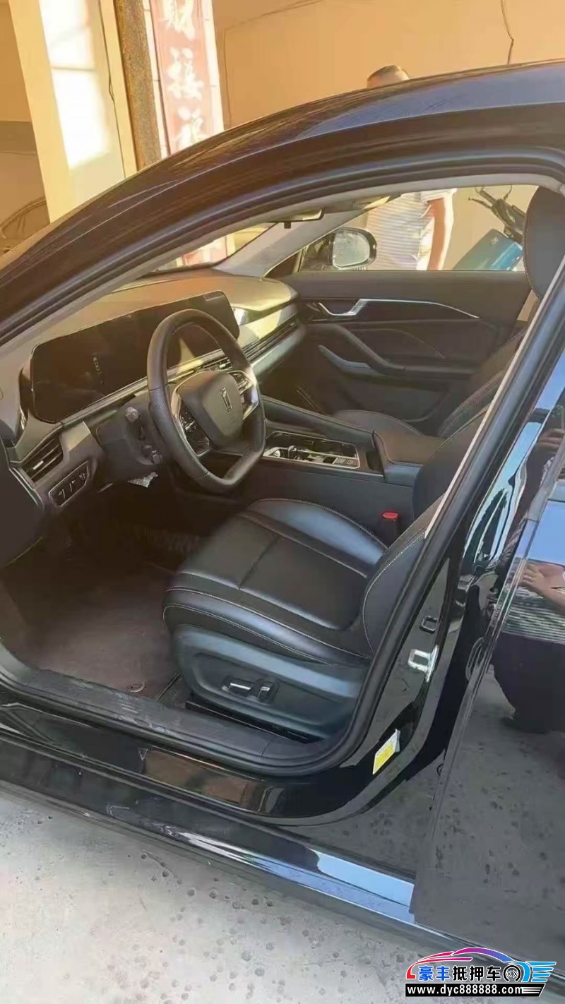 24年奔腾B70轿车抵押车出售