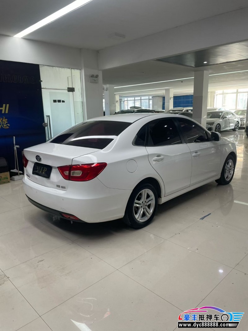 17年奔腾B30轿车抵押车出售