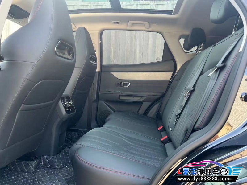 25年捷途大圣轿车抵押车出售