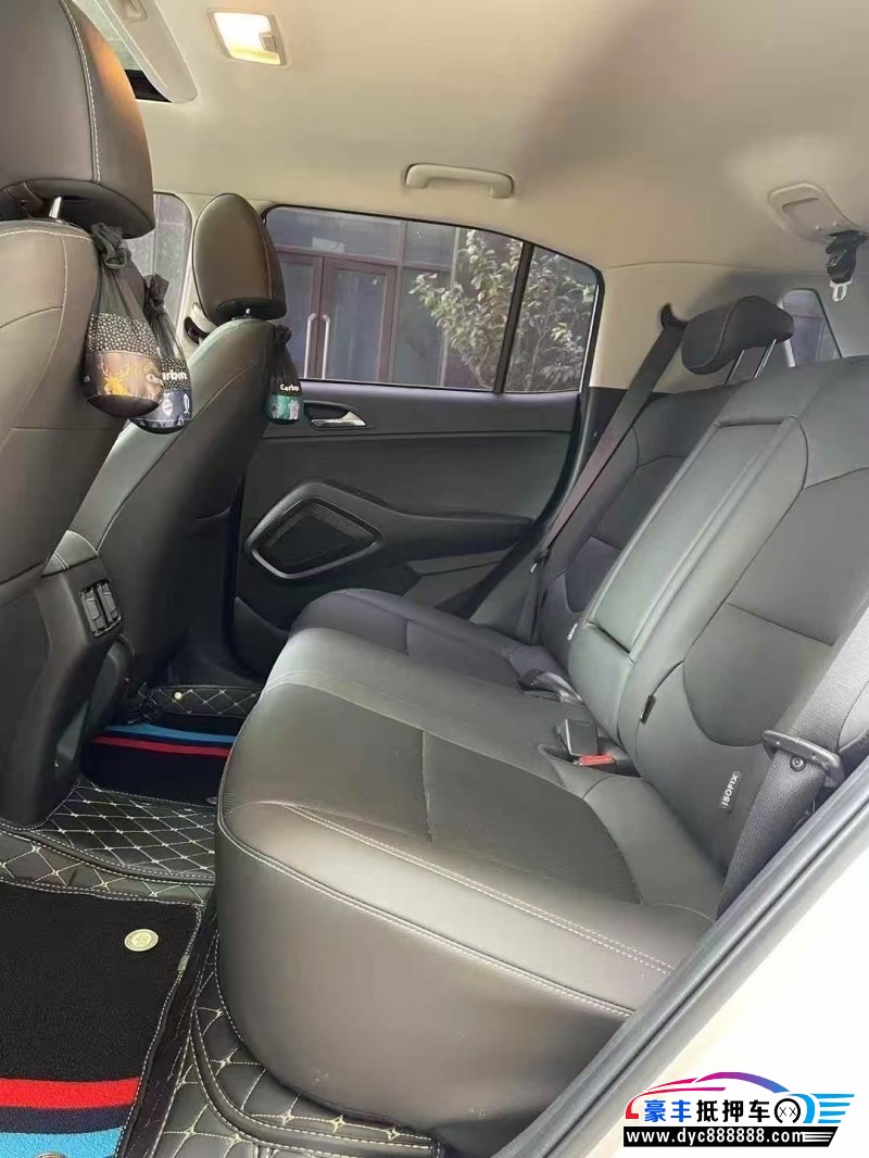 21年现代ix35轿车抵押车出售