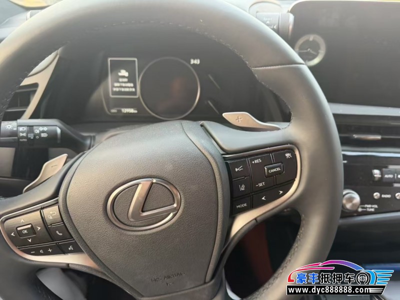 24年雷克萨斯ES轿车抵押车出售