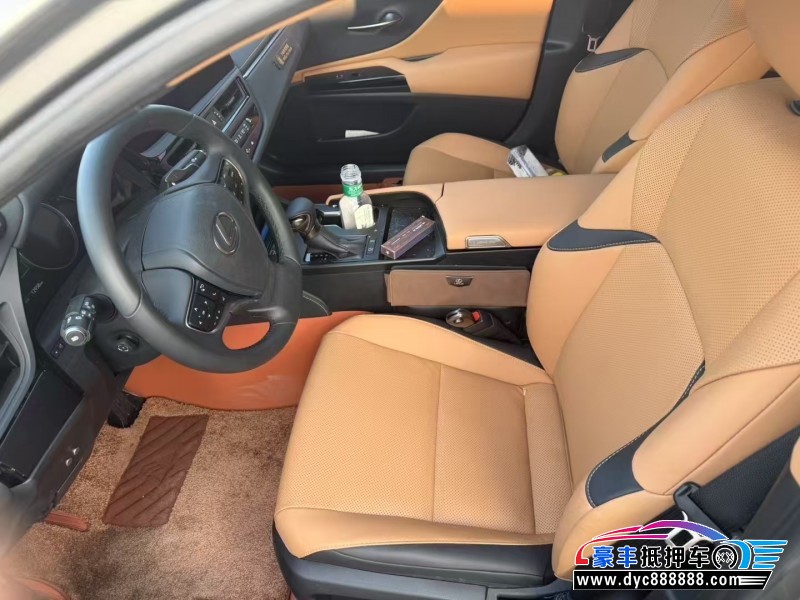 24年雷克萨斯ES轿车抵押车出售