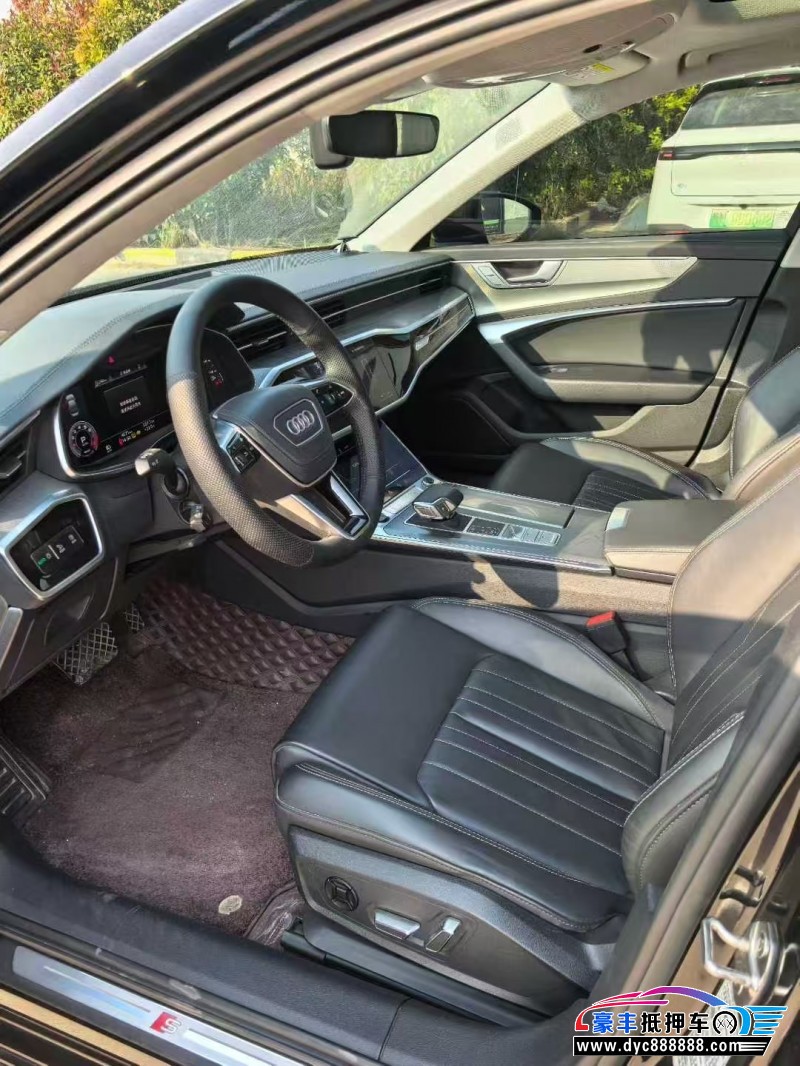 24年奥迪A6L轿车抵押车出售