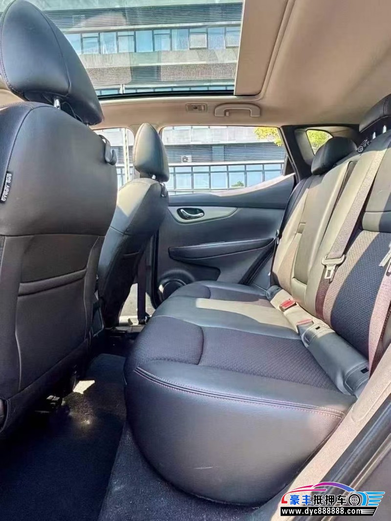 20年日产逍客轿车抵押车出售