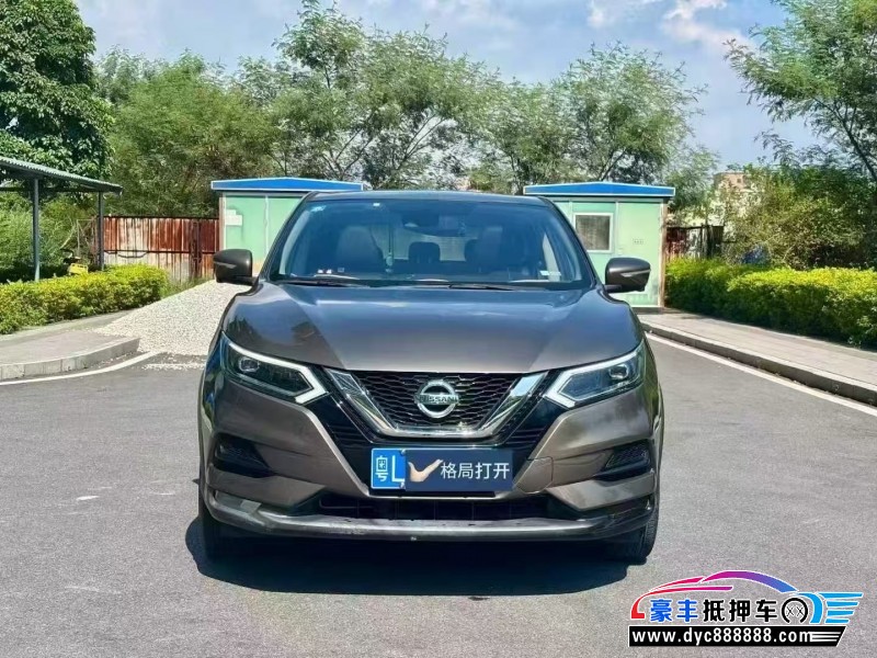 20年日产逍客轿车抵押车出售