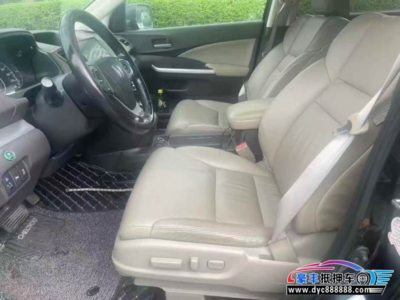 13年本田CR-V轿车抵押车出售