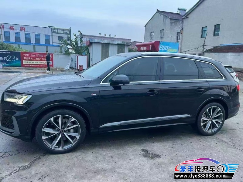 20年奥迪Q7轿车抵押车出售