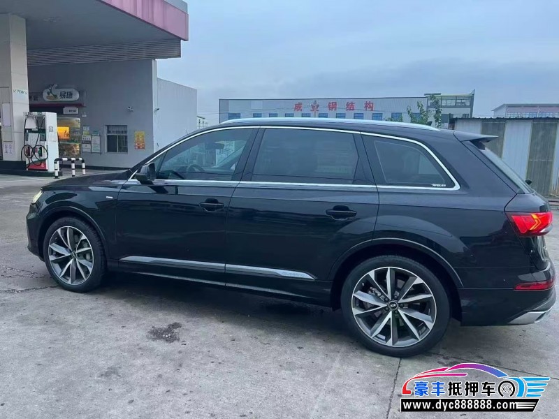 20年奥迪Q7轿车抵押车出售