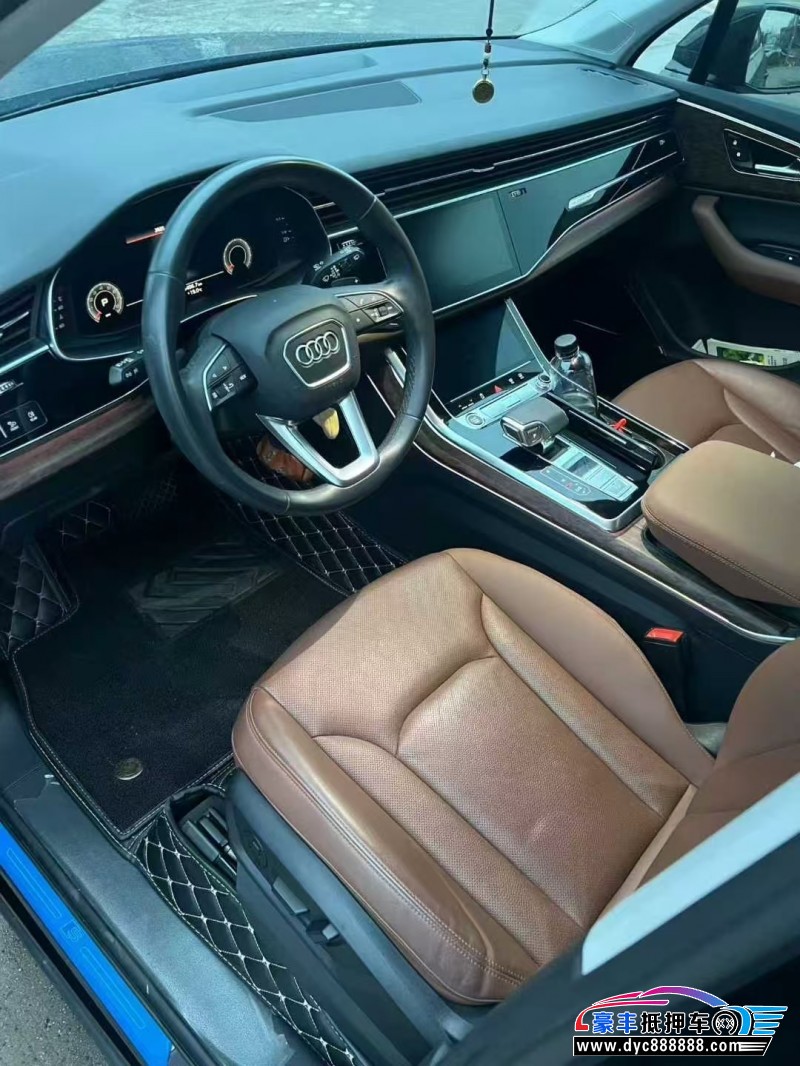 20年奥迪Q7轿车抵押车出售