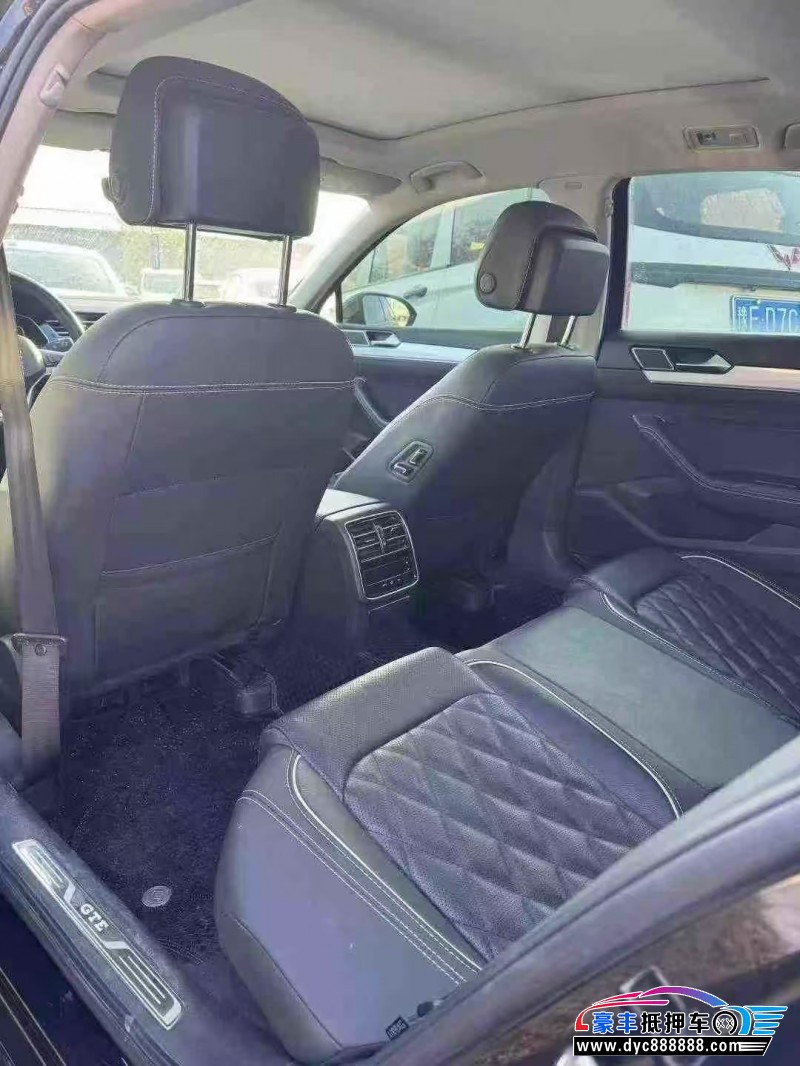 23年大众迈腾轿车抵押车出售