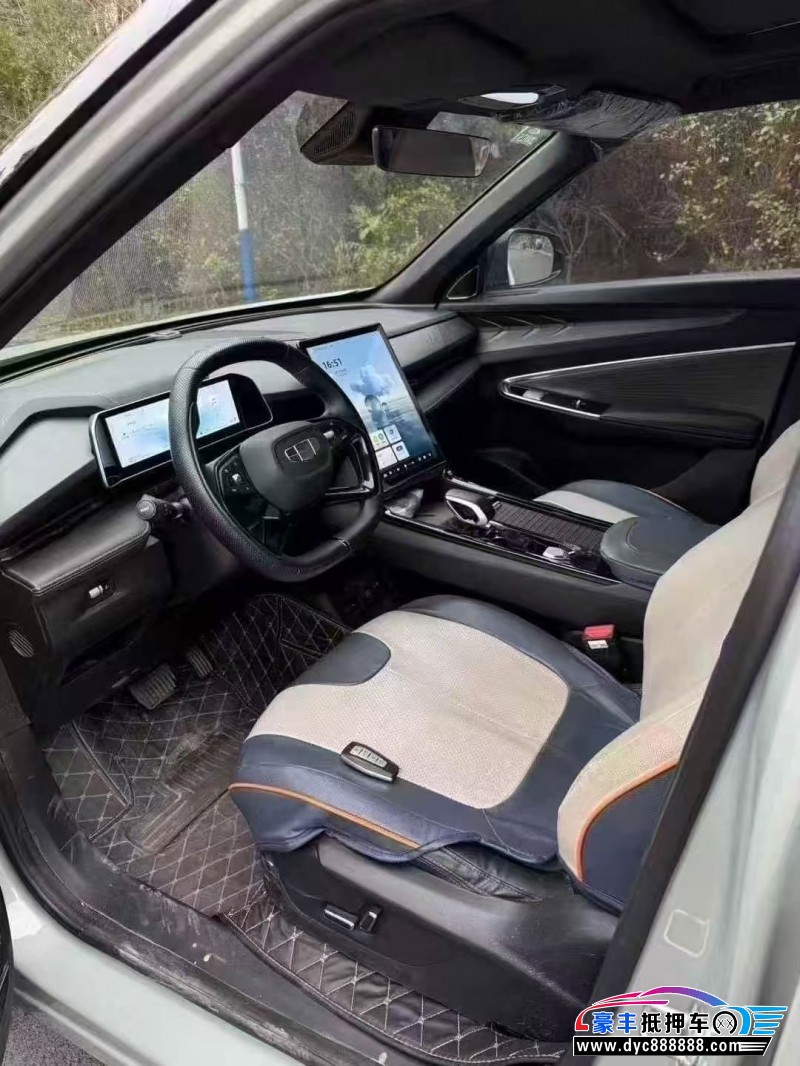 24年吉利博越轿车抵押车出售